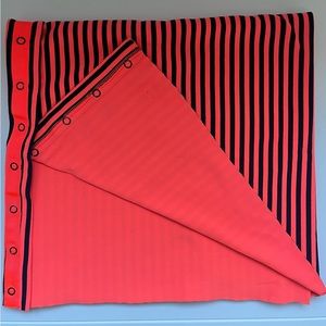 Lululemon Vinyasa button scarf